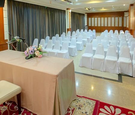 Chakungrao Riverview Hotel Kamphaeng Phet Bagian luar foto