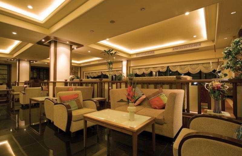 Chakungrao Riverview Hotel Kamphaeng Phet Bagian luar foto