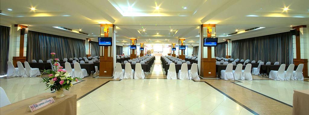 Chakungrao Riverview Hotel Kamphaeng Phet Bagian luar foto